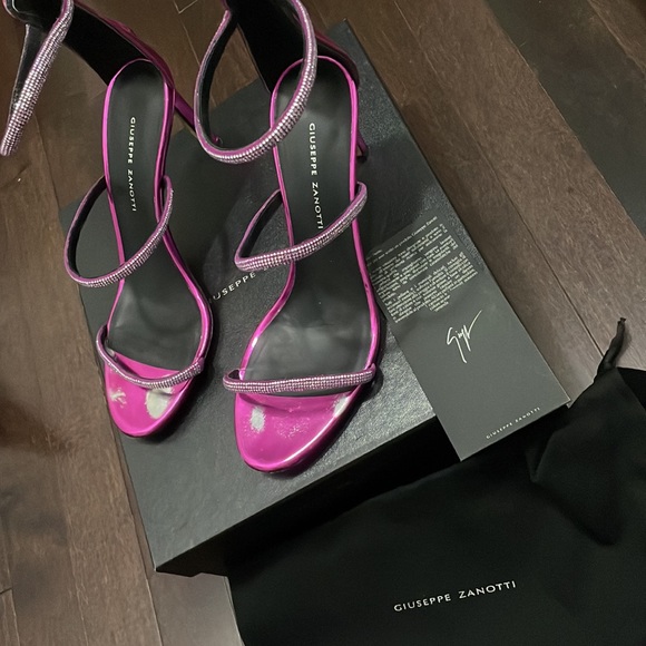 GIUSEPPE ZANOTTI HEELS - Picture 13 of 14